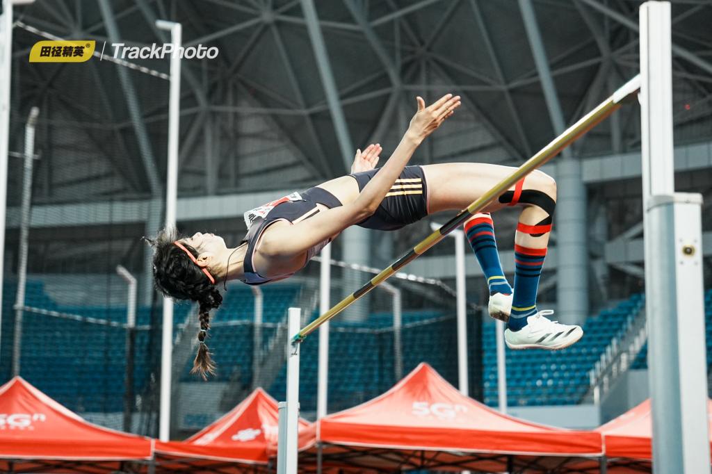 萨内：我会好好表现让纳帅不得不带我上世界杯；孔帕尼是领袖